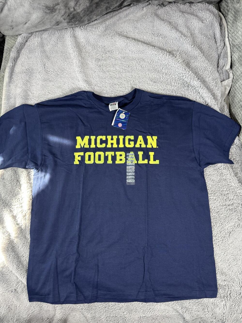 Michigan Wolverines Shirt Mens 2XL Blue NCAA Football Fruit Of The Loom Graphic